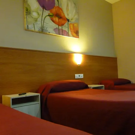 ゲストハウス オスタル ドラサネース