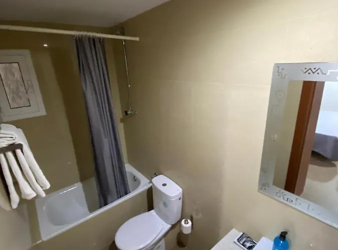 オスタル ドラサネース 2*