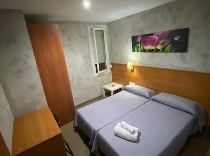 オスタル ドラサネース ゲストハウス