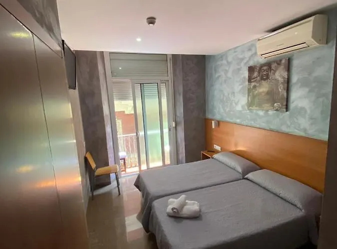 オスタル ドラサネース ゲストハウス