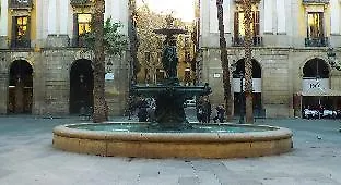 オスタル ドラサネース バルセロナ