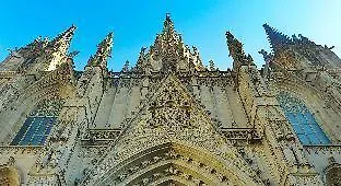 オスタル ドラサネース