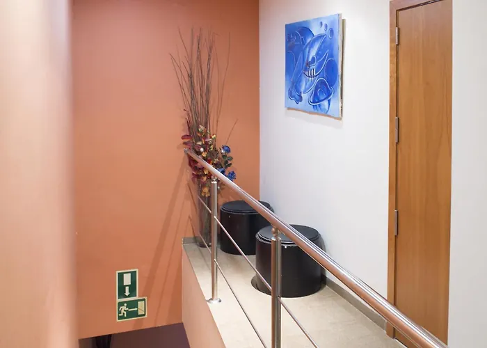 オスタル ドラサネース ゲストハウス