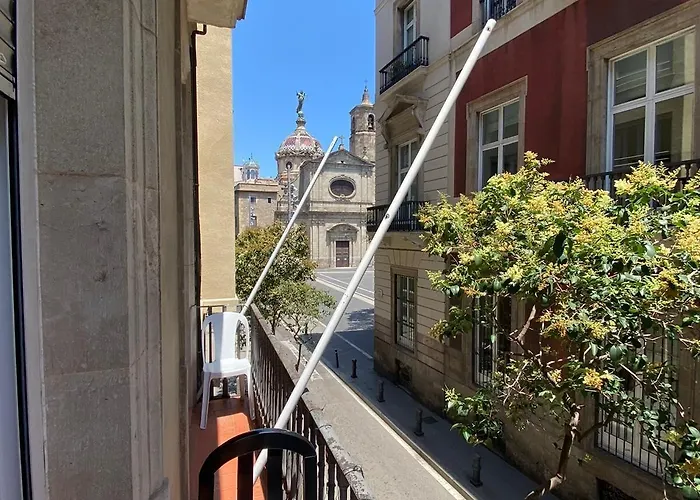 ゲストハウス オスタル ドラサネース