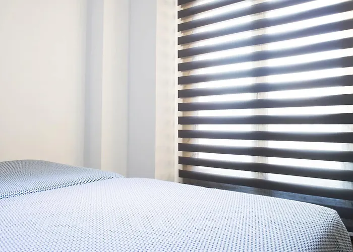 オスタル ドラサネース ゲストハウス 2*