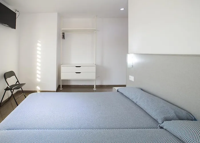 ゲストハウス オスタル ドラサネース